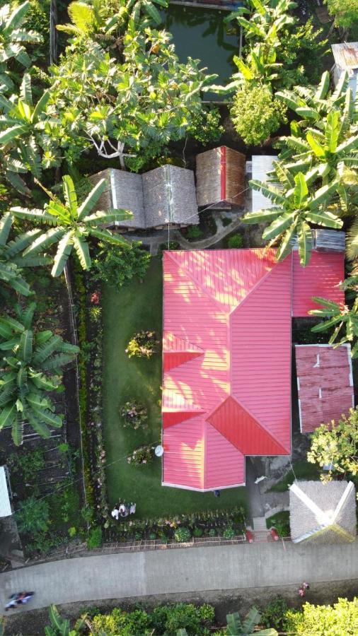 Lhoyjean Garden Hostel Batuan エクステリア 写真