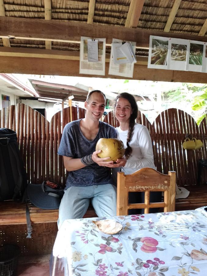 Lhoyjean Garden Hostel Batuan エクステリア 写真
