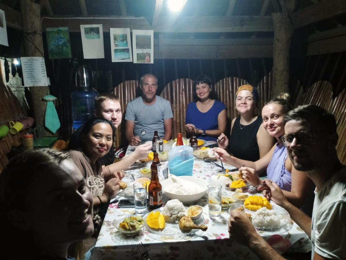 Lhoyjean Garden Hostel Batuan エクステリア 写真